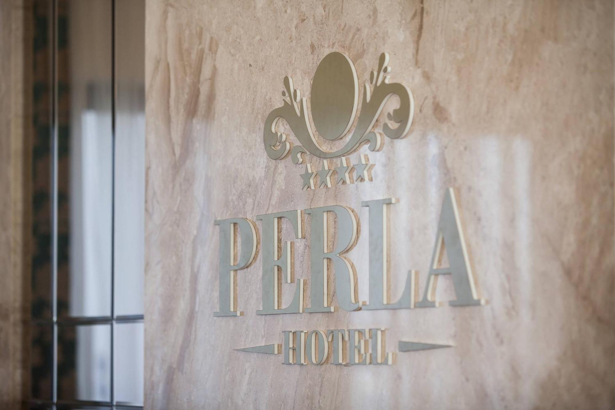 Hotel Perla โรกอซนิซา ภายนอก รูปภาพ