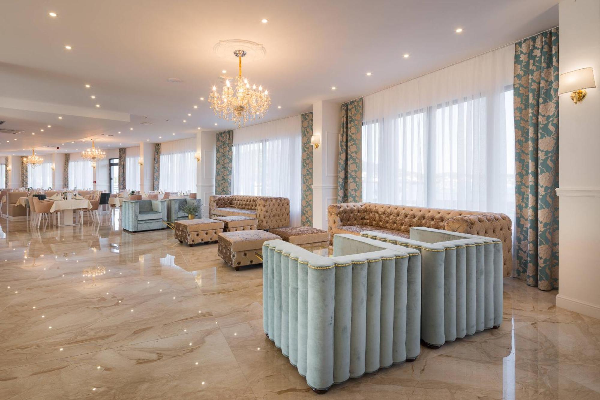 Hotel Perla โรกอซนิซา ภายนอก รูปภาพ