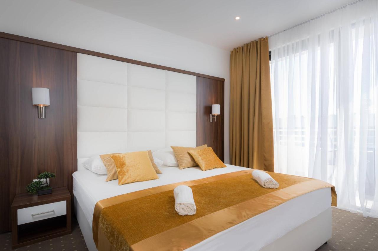 Hotel Perla โรกอซนิซา ภายนอก รูปภาพ